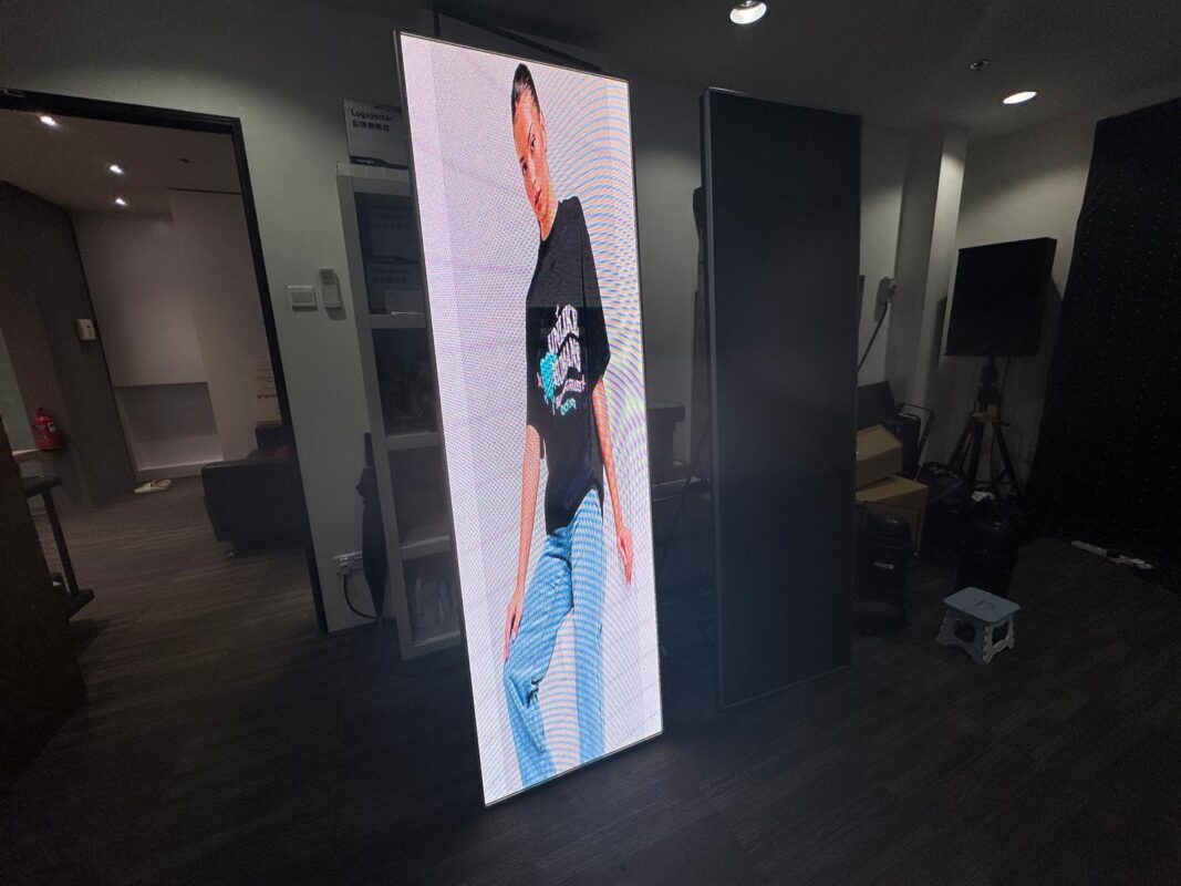 LED poster 1