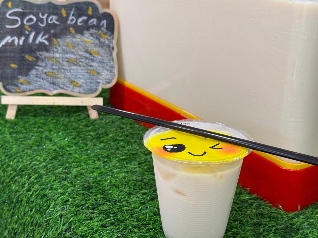 soy milk 1